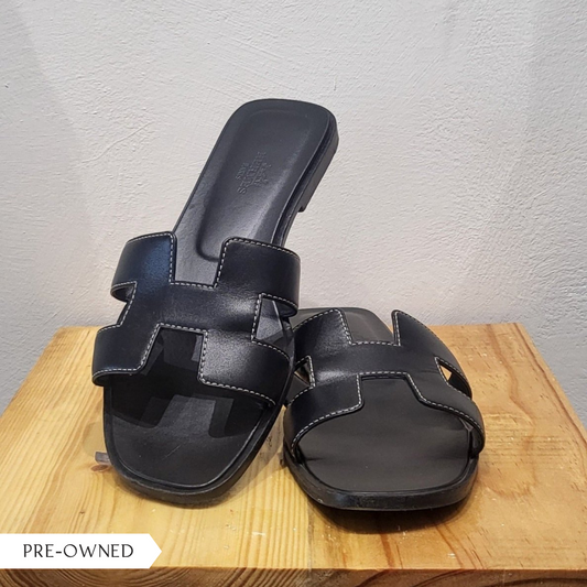 Hermes Noir Oran Sandals US 8