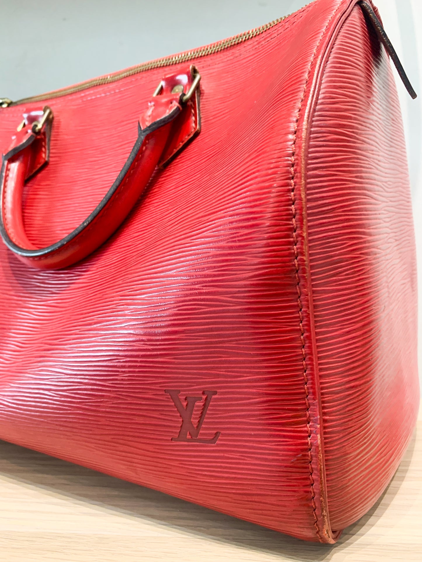 Louis Vuitton Red Epi Speedy 25