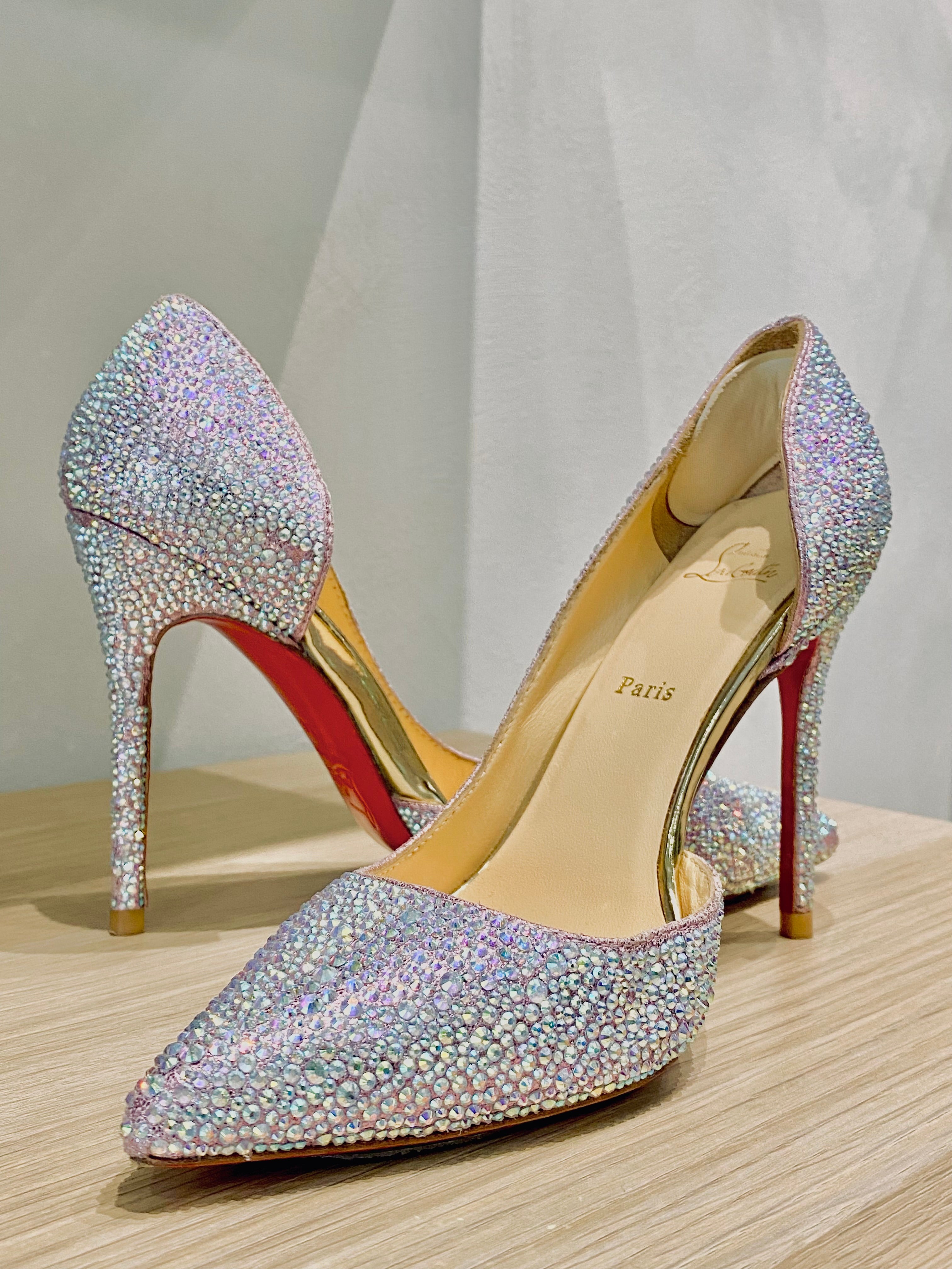 Christian louboutin embellished fashion pumps